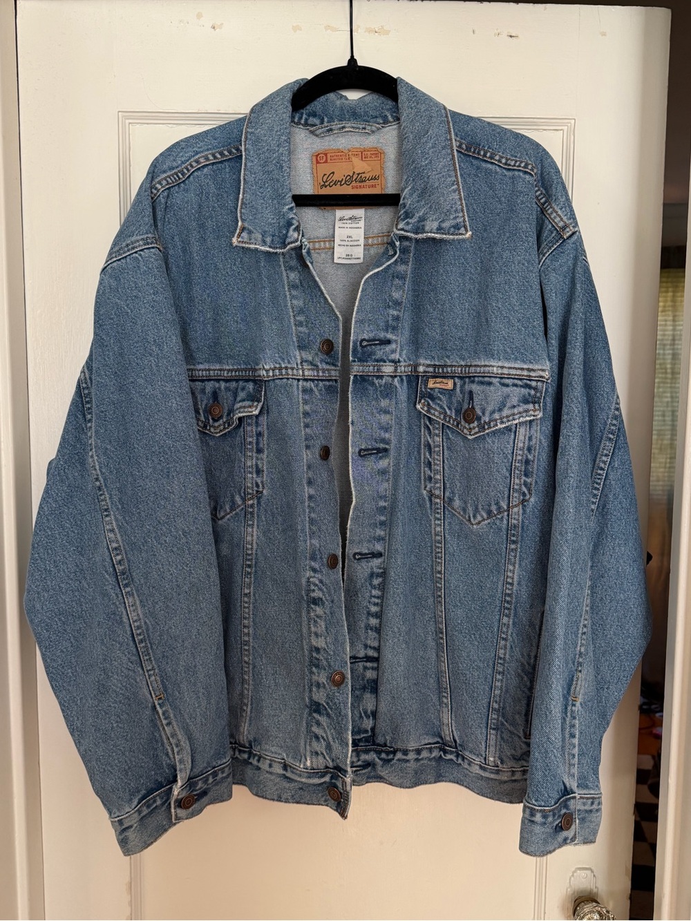 Levi Strauss signature 100% cotton denim jacket